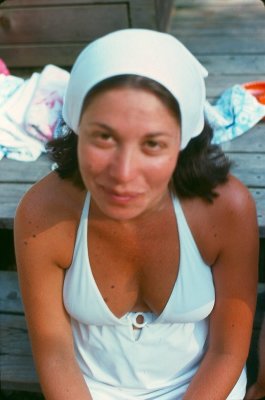 bvg_pool21_aug76.jpg