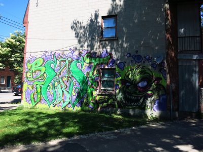 graffiti701.JPG