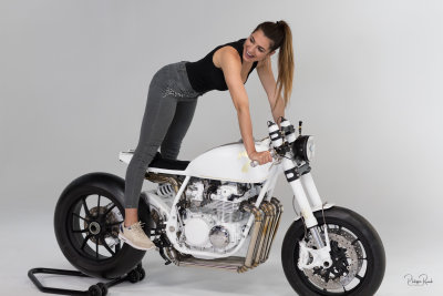 Studio Photo Factory - Mélissa en moto - 0312