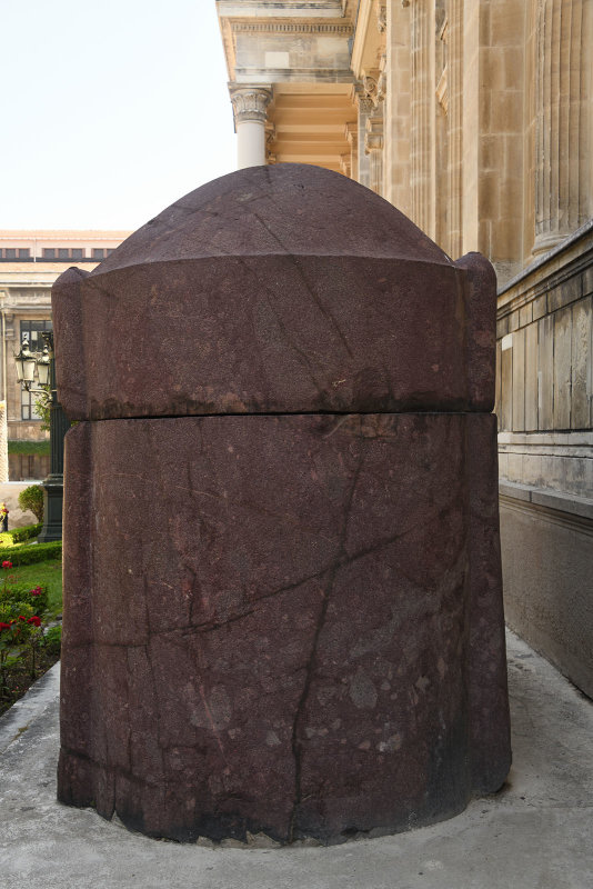 Istanbul Archaeological Museum Julian the Apostate sarcophagus june 2019 2069.jpg