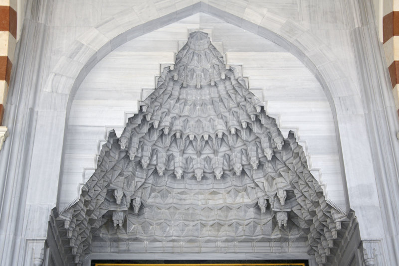 Istanbul Big Camlica Mosque june 2019 2006.jpg