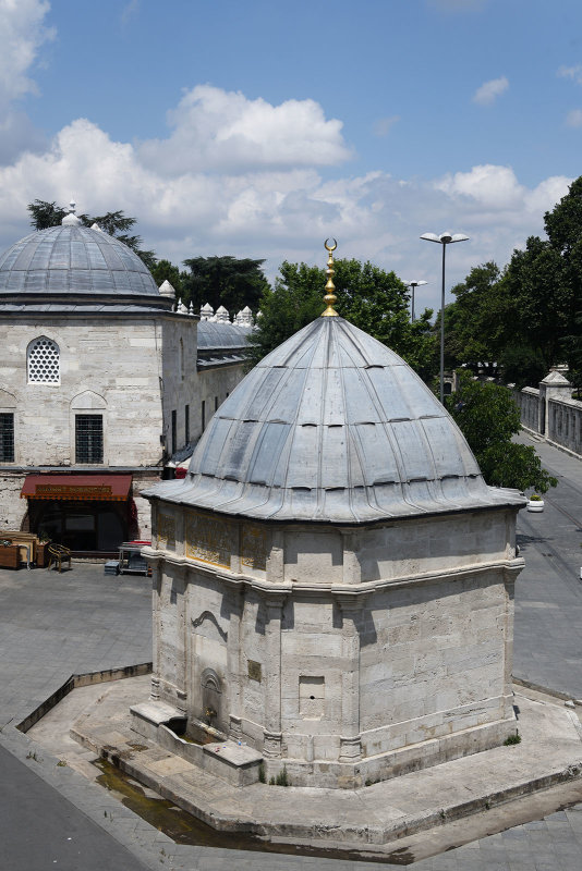 Istanbul Istanbul University june 2019 2705.jpg
