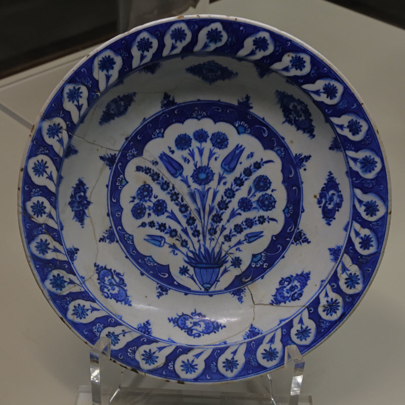 Istanbul Cinili Museum june 2019 2090.jpg