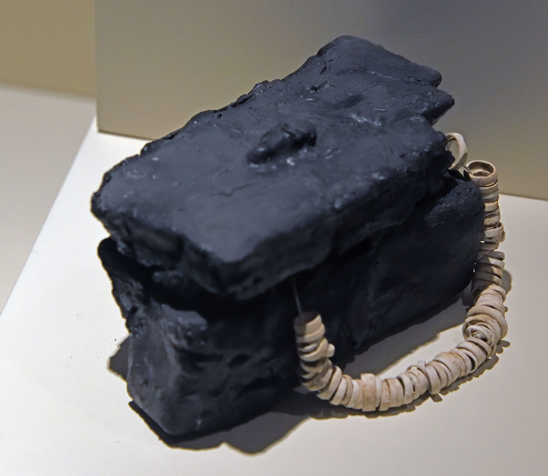 Ankara Anatolian Civilizations Box with lid june 2019 3174.jpg