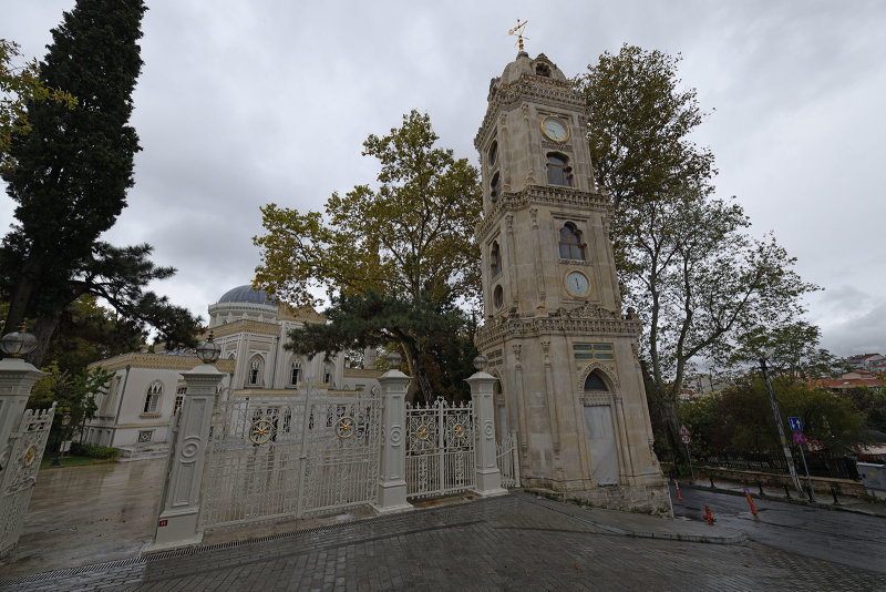 Istanbul Yildiz Hamidiye mosque oct 2019 7224.jpg