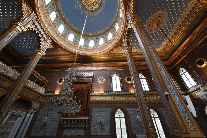 Istanbul Yildiz Hamidiye mosque oct 2019 7256.jpg