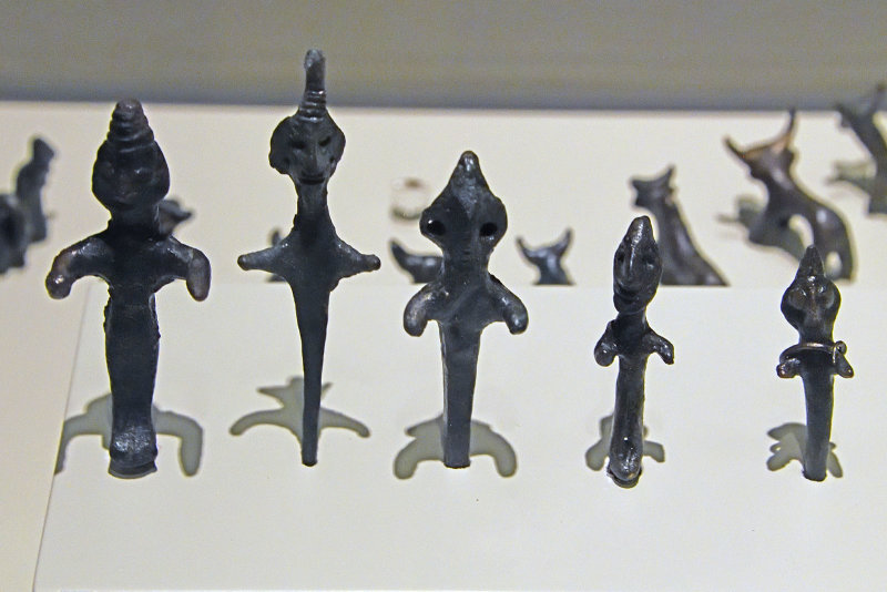 Gaziantep Archaeology museum Sacrifical nail sept 2019 4349.jpg