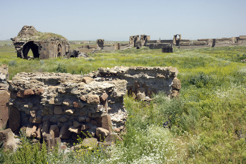 Ani King Gagik church of St Gregory 3566.jpg