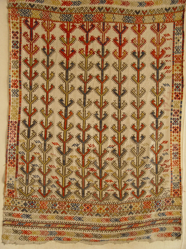 Konya İzzet Koyunoğlu Şehir Mzesi kilim 3369.jpg