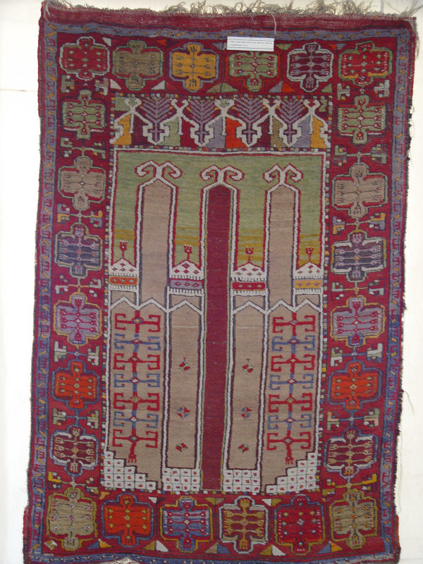 Konya İzzet Koyunoğlu Şehir Mzesi kilim 3378.jpg