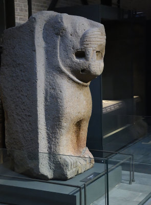 Adana Archaeological Museum Late Hittite Lion 0217.jpg