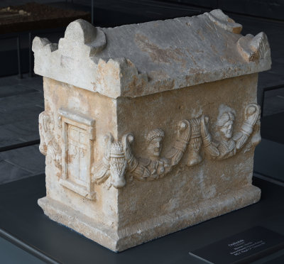 Adana Archaeological Museum Ostotek Roman Era 2nd AD 0328.jpg