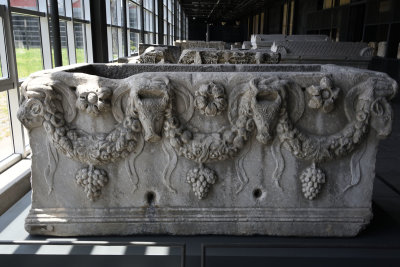 Adana Archaeological Museum Sarcophagus Roman Era 2nd AD 0309.jpg