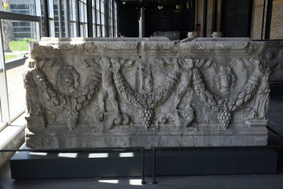 Adana Archaeological Museum Sarcophagus Roman Era 2nd AD 0321.jpg
