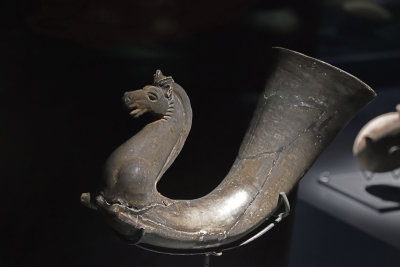 Adana Archaeological Museum Iron age Rhyton 0275.jpg