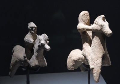 Adana Archaeological Museum Iron age Figurines 0285.jpg