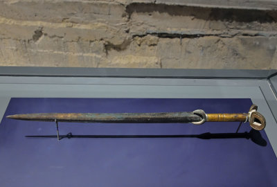 Adana Archaeological Museum Bronze age Sword 0297.jpg