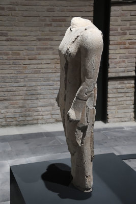 Adana Archaeological Museum Archaic goddess 0302.jpg