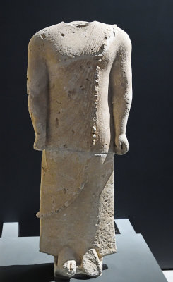 Adana Archaeological Museum Archaic goddess 0303.jpg