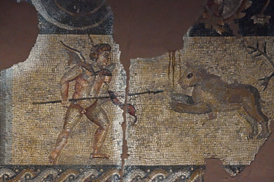 Adana Archaeological Museum Hunting Mosaic 0807.jpg