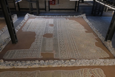 Adana Archaeological Museum Sogüzü Mosaic 0768.jpg