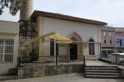 Adana Shefikahatun Camii 2019 0661.jpg