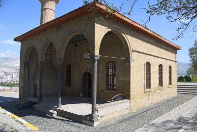 Nigde Rahmaniye mosque 1225.jpg