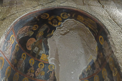 Gumusler Monastery Main apse 1161.jpg