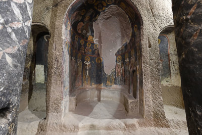 Gumusler Monastery Main apse 1172.jpg