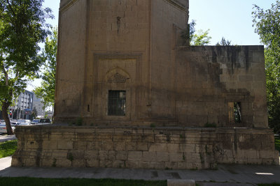 Kayseri Ali Cafer Tomb 2019 1916.jpg