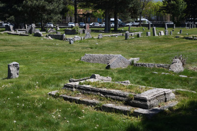 Kayseri Graveyard 2019 1883.jpg