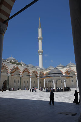 Istanbul Big Camlica Mosque june 2019 2013.jpg