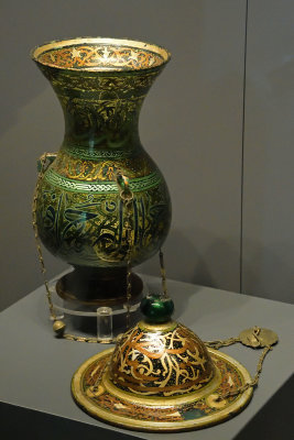 Istanbul Turkish and Islamic arts museum Mosque lamp, Mamluk period 14th century june 2019 2250.jpg