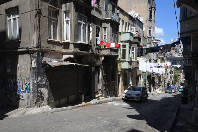 Istanbul Tarlabashi area june 2019 2607.jpg