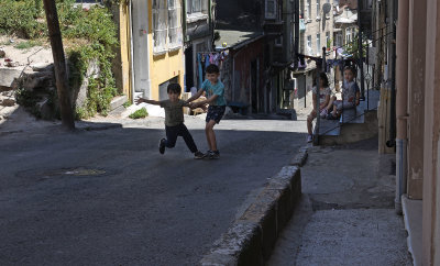 Istanbul Tarlabashi area june 2019 2614.jpg