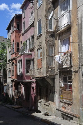 Istanbul Tarlabashi area june 2019 2627.jpg