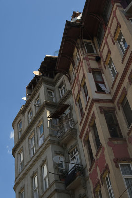 Istanbul Tarlabashi area june 2019 2629.jpg