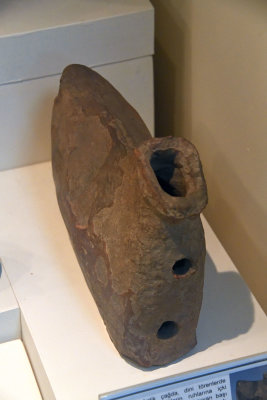 Bolu museum Bronze age Rhyton june 2019 2884.jpg