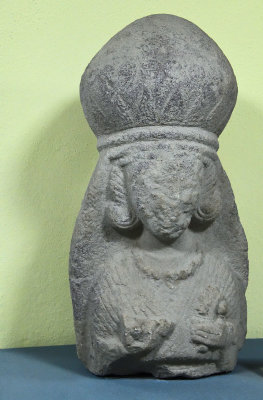 Bolu museum Kybele bust 1st Mill BC june 2019 2974.jpg