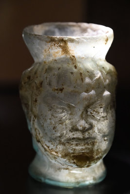 Ankara Archaeology and art museum Cup Glass Roman 2019 3462.jpg