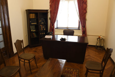 Ankara Republic Museum Assembly speakers office june 2019 3896.jpg