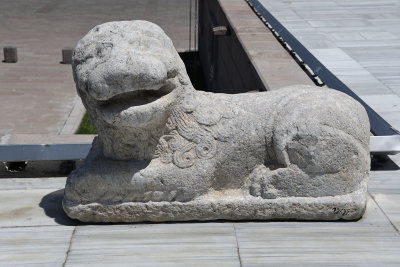 Ankara Ethnography museum Roman lion at entrance june 2019 3691.jpg