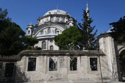 Istanbul Selimiye Mosque oct 2019 6589.jpg