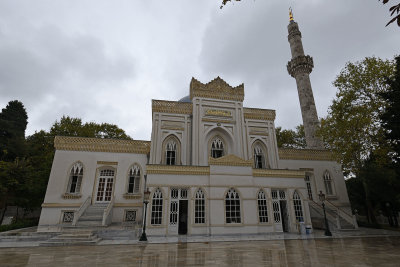 Istanbul Yildiz Hamidiye mosque oct 2019 7226.jpg