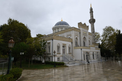 Istanbul Yildiz Hamidiye mosque oct 2019 7227.jpg