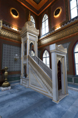 Istanbul Yildiz Hamidiye mosque oct 2019 7240.jpg