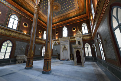 Istanbul Yildiz Hamidiye mosque oct 2019 7255.jpg