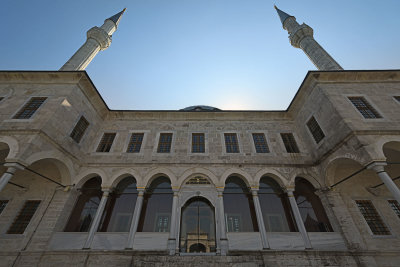 Istanbul Beylerbeyi Mosque Courtyard oct 2019 6729.jpg