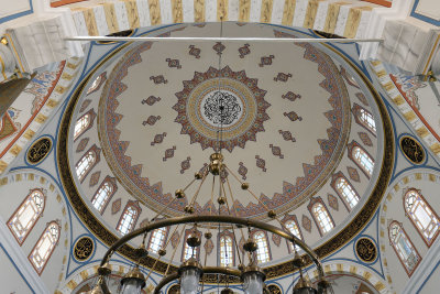 Istanbul Beylerbeyi Mosque oct 2019 6750.jpg