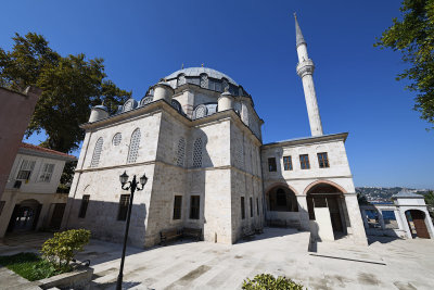 Istanbul Beylerbeyi Mosque oct 2019 6778.jpg